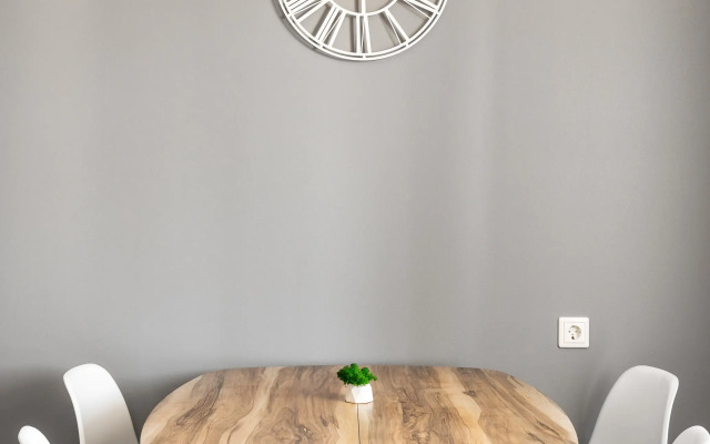 Апартаменты GLOBALSTAY Уникальная 2х Комнатная на Набережной Днепра