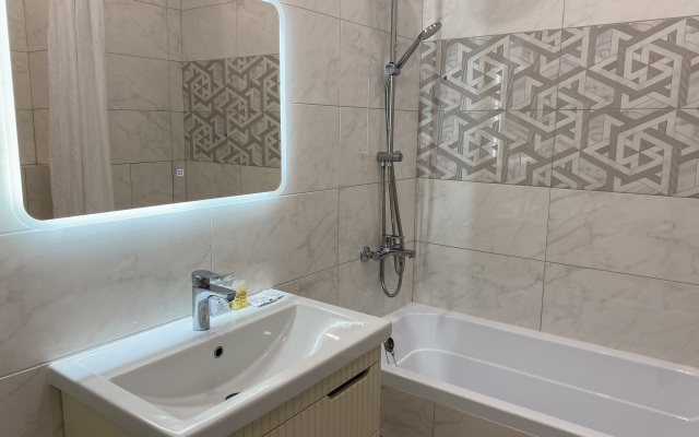 Sovremennaya i Stilnaya Kvartira Flat
