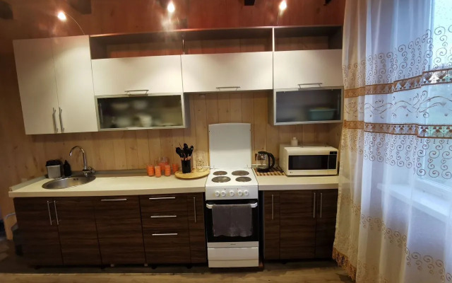 Bolshoy Private House