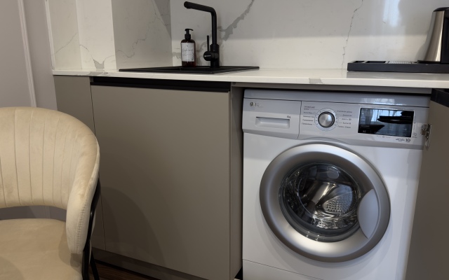 Lenina 217a S Basseynom 4 Apartments