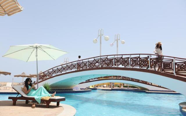 Отель Golden Beach Resort - Ras Sudr