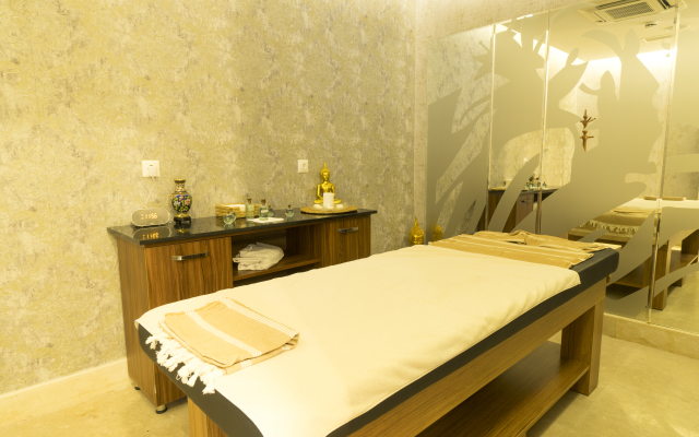 Acroter Hotel & Spa