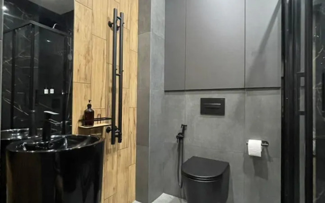 V 2-X Minutax Ot Zhd Vokzala S Sovremennym Remontom Flat