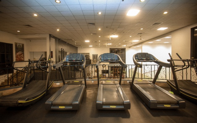 Colosseum Hotel & Fitness Club