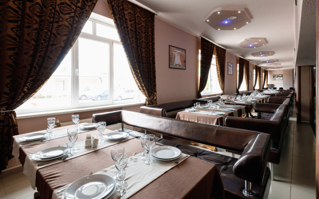 Sem' Ognej Hotel
