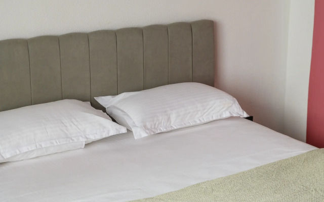 Ryadom s Arbatom i Megoy Flat