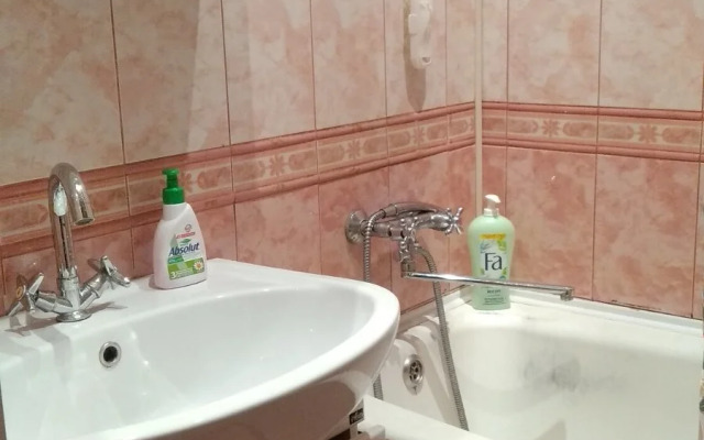 Квартира Уютная Рядом с Метро