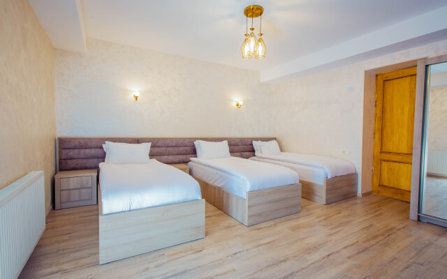 Mestia Inn Hotel