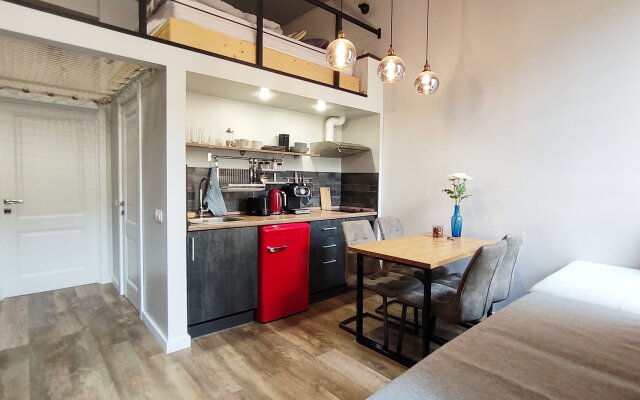 Studios On Marata 4 Furnished Rooms