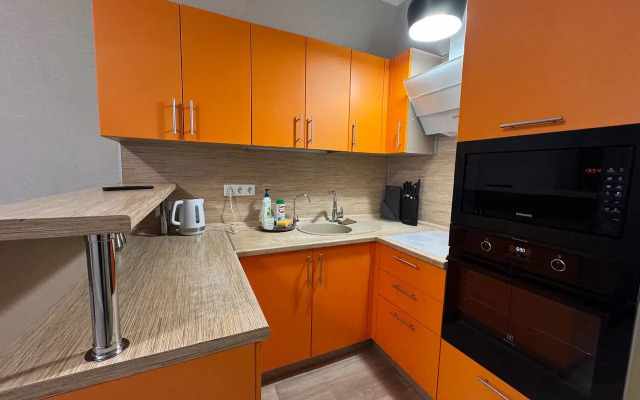 Квартира Новая однокомнатная квартира возле ТРЦ Аура