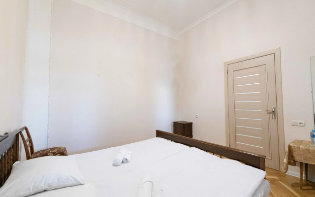 Anna's Guest House Gori Guest House