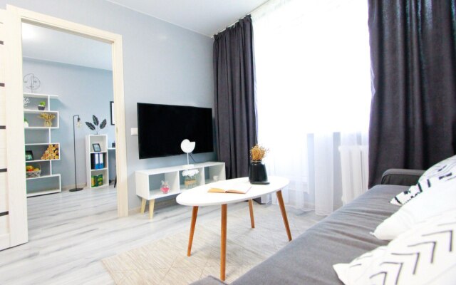 Na Perovo Ryadom S Tsentrom Im. Loginova Flat