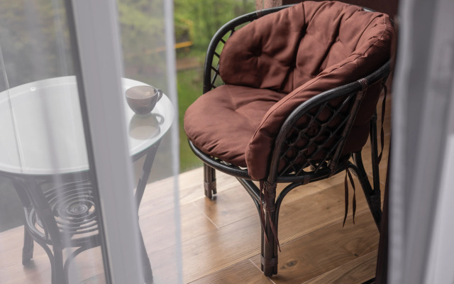 Stilnaya Studiya U Morya Flat