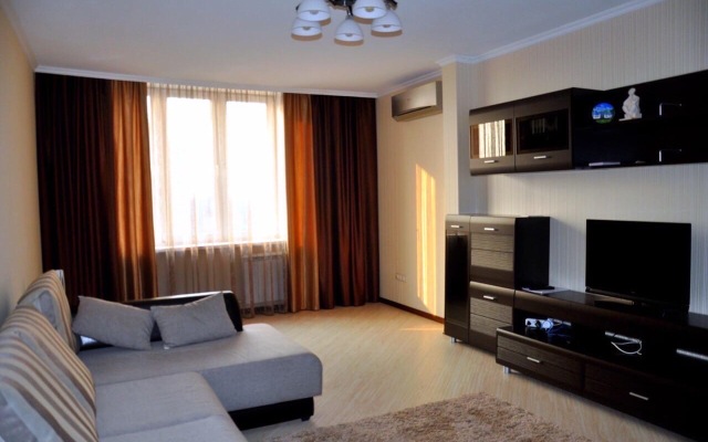 Na Prospekte Lenina 112b Apartments