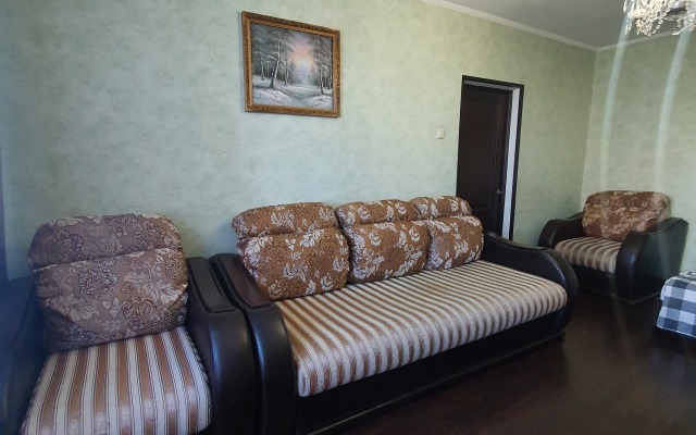 Ryadom S Tsentrom Radost Uyutnyy Dom Flat