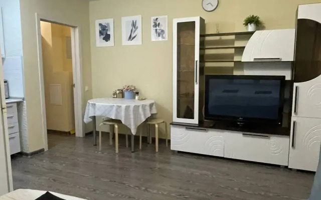 Bakalinskaya 64/4 Flat