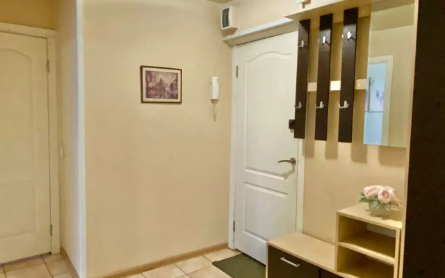 Квартира GoldApart на улице 1-я Дубровская 2Б