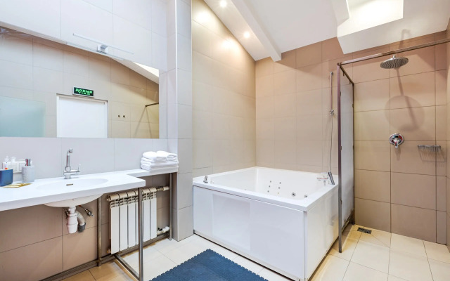 Апартаменты Superior Aparts Seleznyov Sky 1