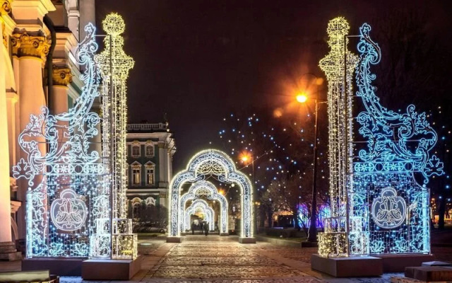 Апартаменты С Видом на Неву и Литейный Мост