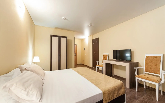 Optimist Mini-Hotel