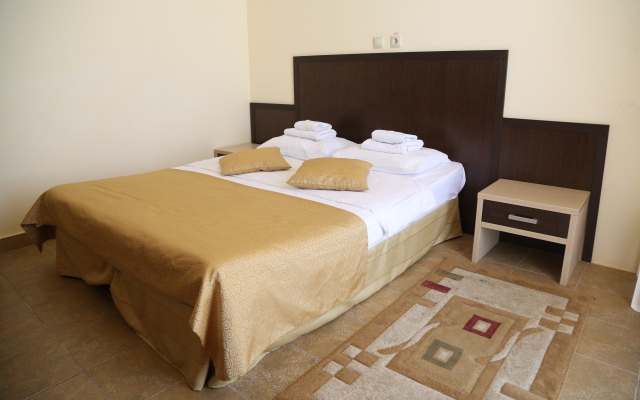 Assorti Hotel