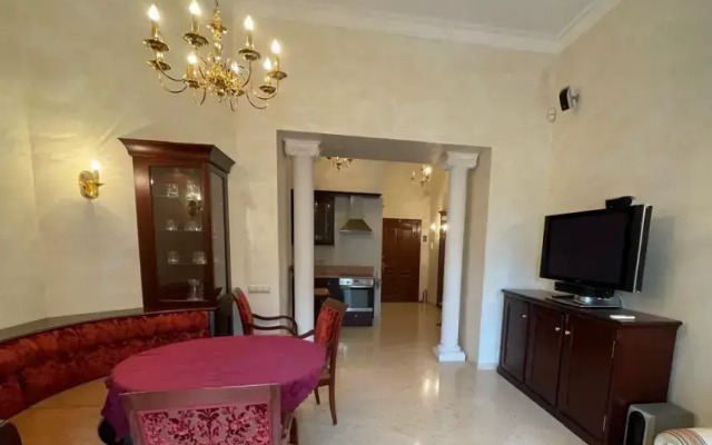 Апартаменты Люкс модест в Тавриде на набережной Ялты