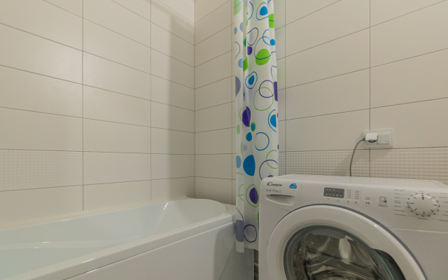 Апартаменты Двухкомнатная Квартира на Мансардном Этаже