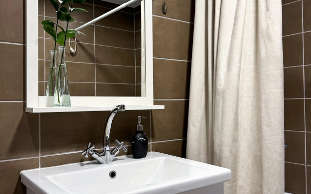 Cozy apartment near the shopping center Planeta