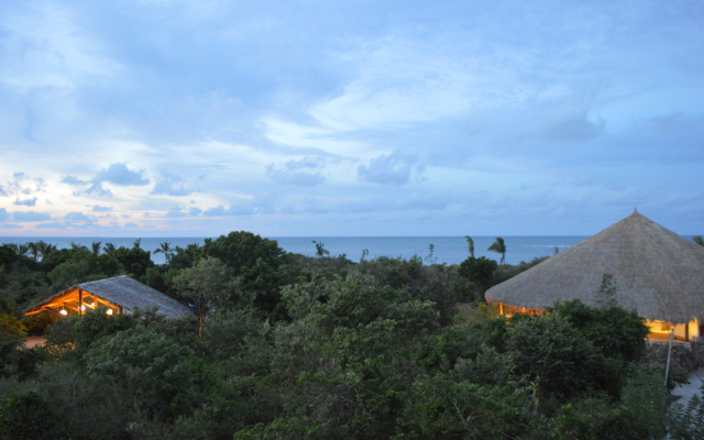Giman Free Beach Resort Hotel