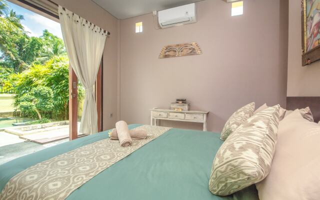 Blue Swing Villa