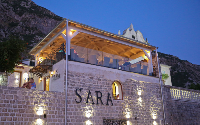 Sara Hotel