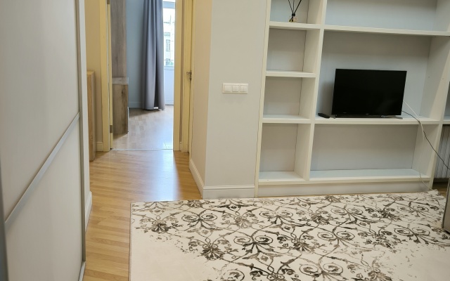 Kvartira Supertsentr Karlamarksa34a