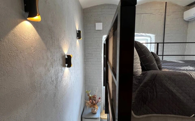 Apartamenty Uyutnaya studiya Grey Cat u Naberezhnoj reki Yauzy