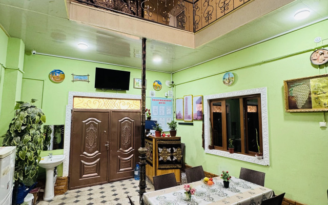 Uncle Kolya Hotel