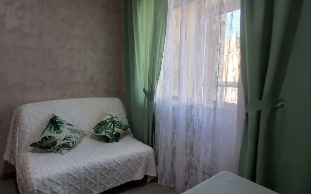 Квартира Уютная Возле Экспоцентра и Аэропорта