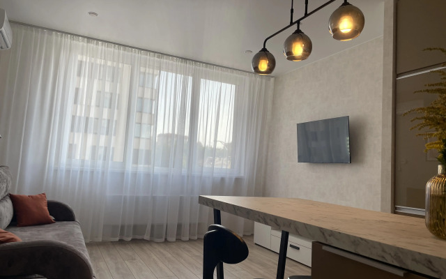 Stilnaya studiya na naberezhnoy Apartments