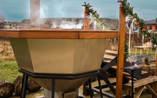 Частный дом дом у озера с чаном и баней