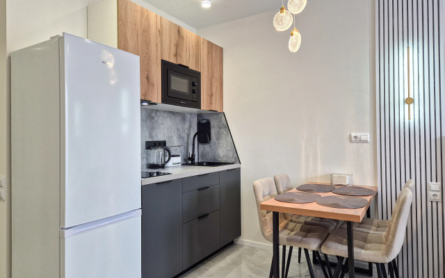 Svetlaya studiya s balkonom na 9 etazhe Flat