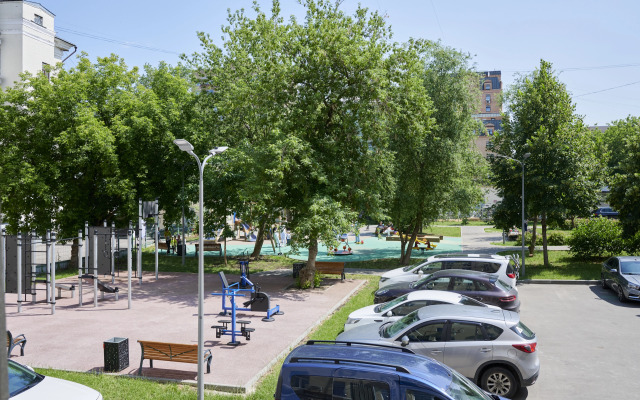 Ul. B. Yakimanka, 35s1, Kv3 Apartments