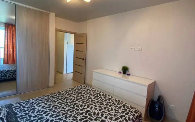 Ryadom s LDS Flat