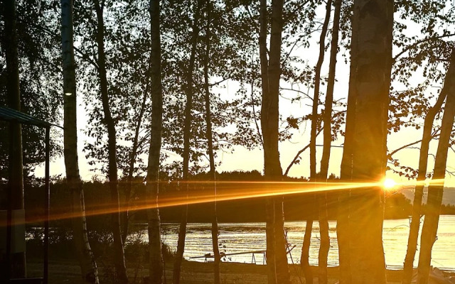 Глэмпинг На Холме