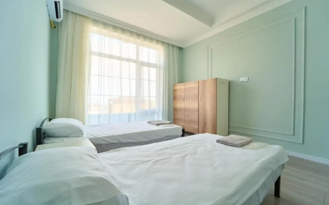 Premium Sea View Hotel & Hostel