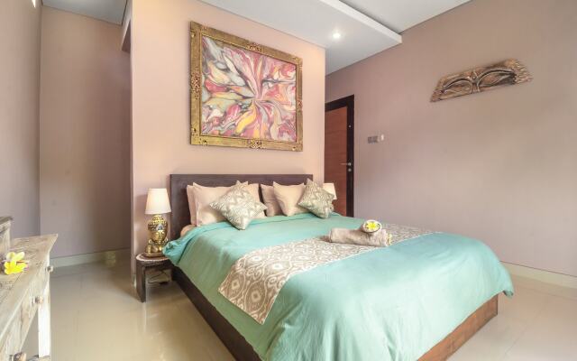 Blue Swing Villa