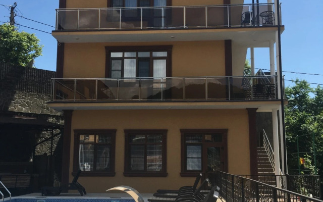 Emma Guest house
