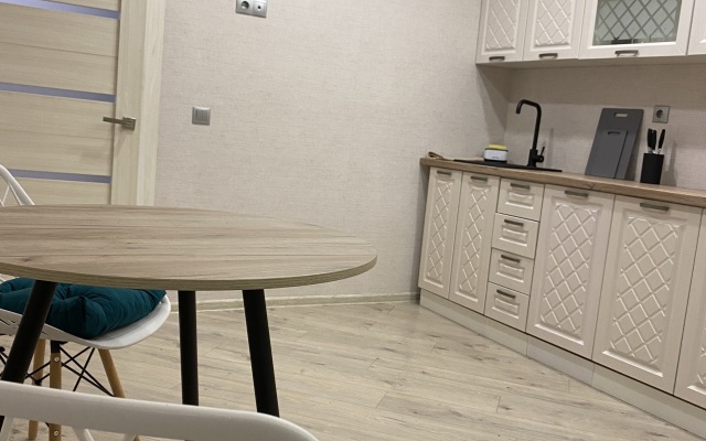 Na Sviridova 6 Apartments