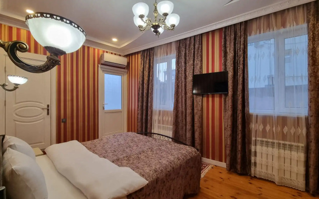 Retro Art Boutique Hotel