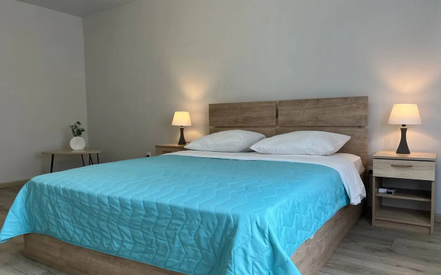 Trekhkomnatniye na Moskovskom Prospekte 44 Apartments