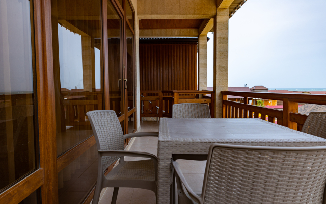 Golden Beach Hotel