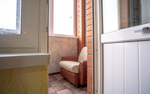 Квартира большая двухкомнатная в отличном районе