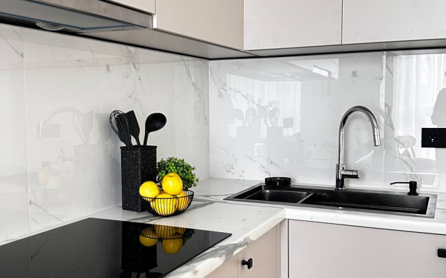 Апартаменты 158/4 Комфорт сити с двуспальной кроватью, диваном и красивым видом